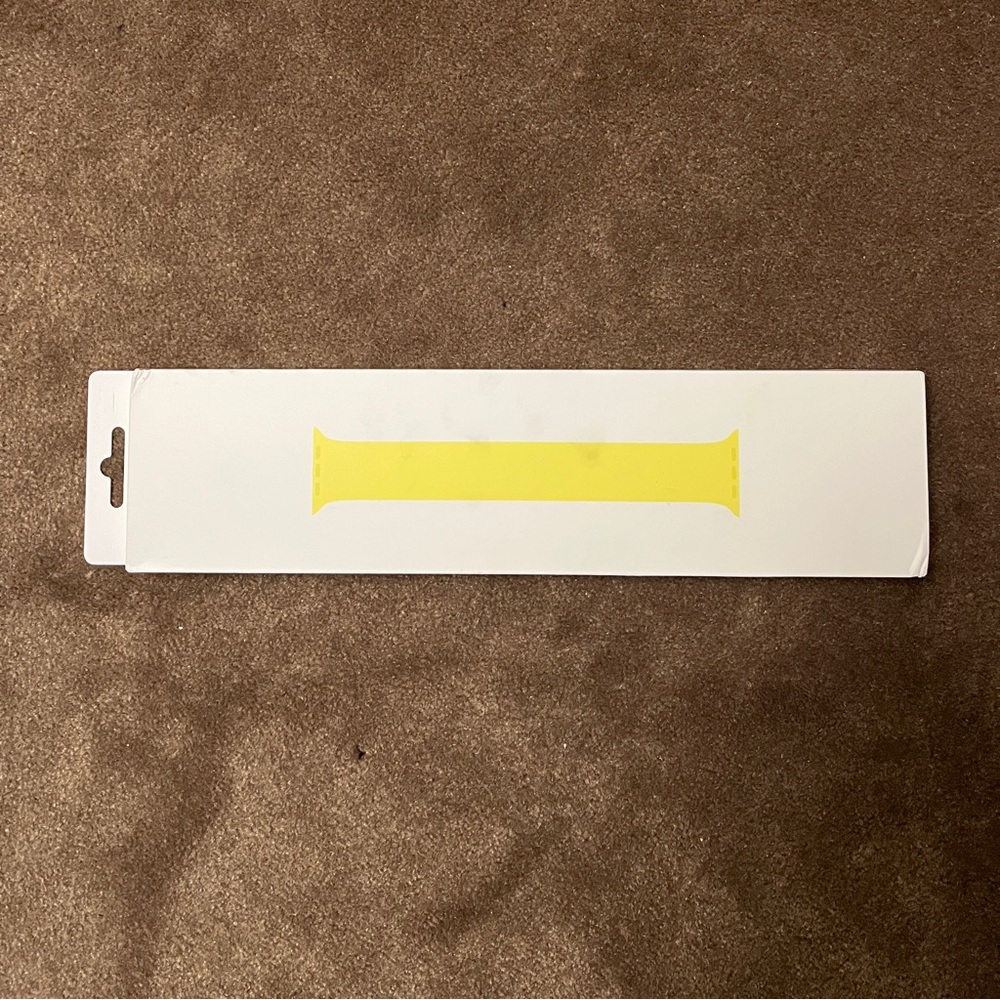 NWT Unopened Apple Solo Loop Lemon Zest 41mm Size 4